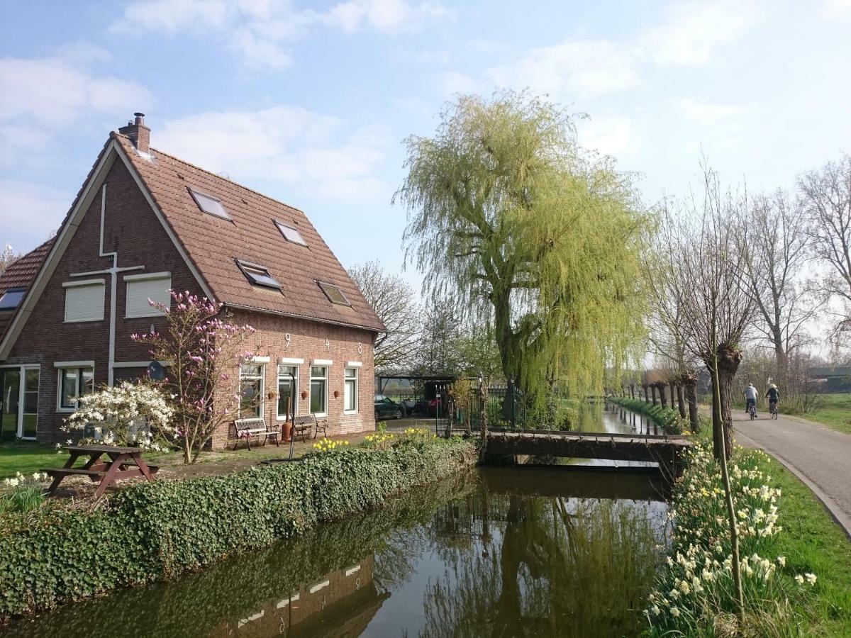 Guest House Ons Hoekje Houten Exteriör bild